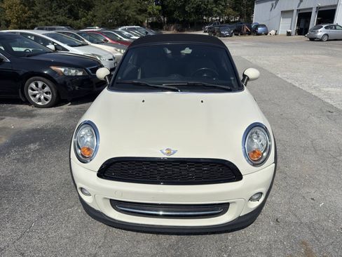 Used 2013 MINI Cooper Roadster FWD image 4