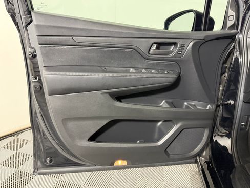 Used 2024 Honda Odyssey Sport image 21