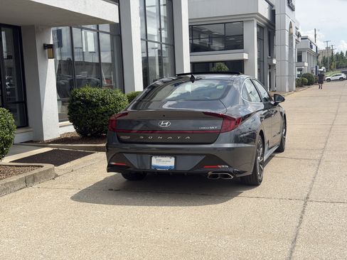 Certified 2023 Hyundai Sonata Limited FWD image 5
