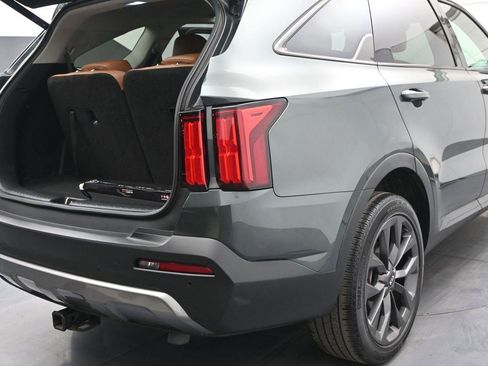 Used 2021 Kia Sorento SX Prestige AWD/4WD image 12