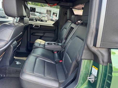 Used 2024 Ford Bronco Badlands AWD/4WD image 31