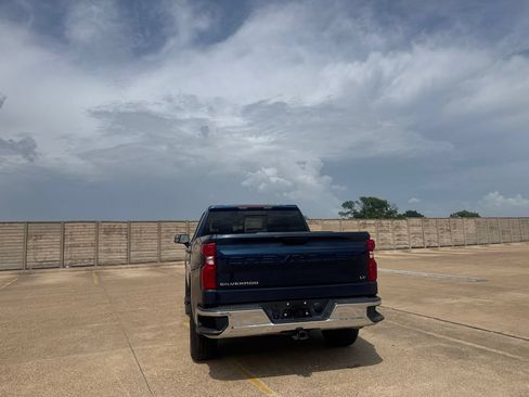 Used 2022 Chevrolet Silverado 1500 LT w/ Texas Edition Plus RWD image 18
