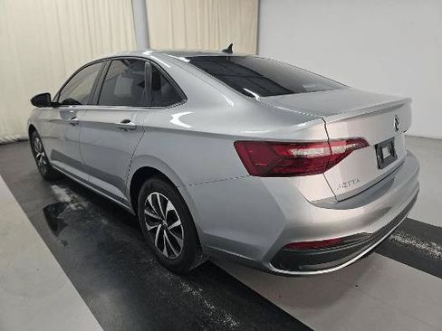 Used 2023 Volkswagen Jetta S FWD image 6
