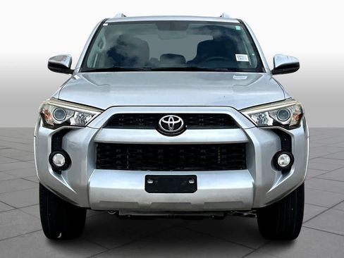 Used 2014 Toyota 4Runner SR5 image 5
