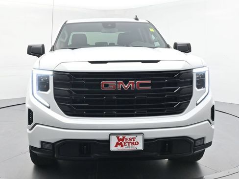 Used 2025 GMC Sierra 1500 Elevation AWD/4WD image 30