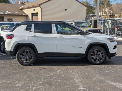 New 2026 Jeep Compass Limited image 2