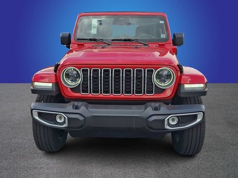 Used 2025 Jeep Wrangler Unlimited Sahara w/ Safety Group AWD/4WD image 2