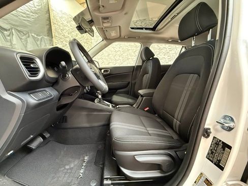 New 2026 Hyundai Venue SEL FWD image 16