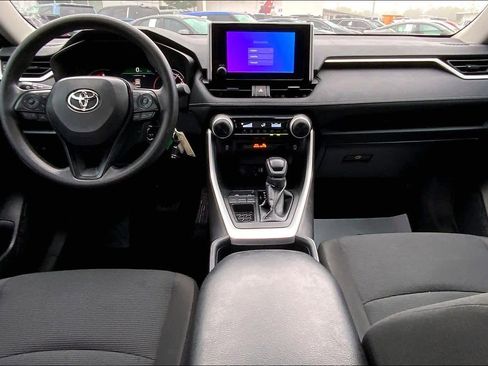 Used 2025 Toyota RAV4 LE image 15