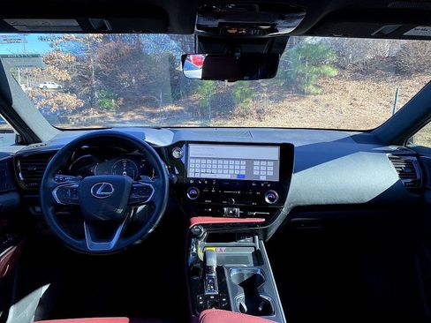 Used 2022 Lexus NX 350h AWD image 17