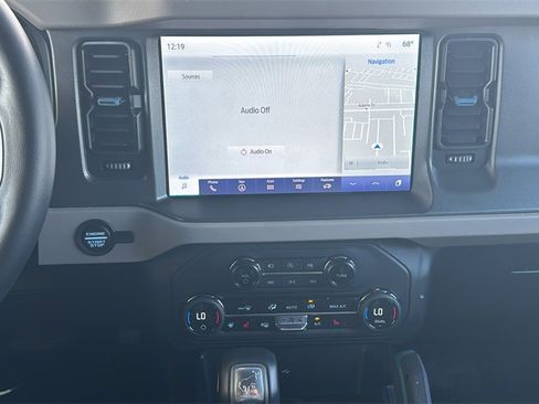 Certified 2024 Ford Bronco Wildtrak image 13