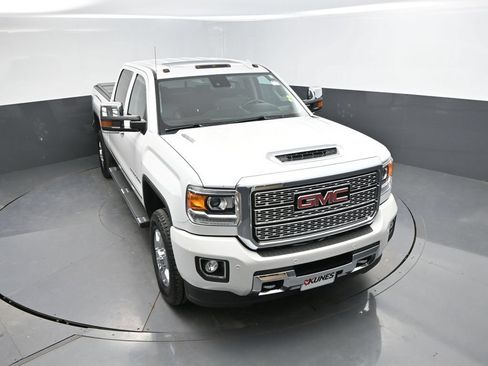 Used 2019 GMC Sierra 3500 Denali w/ Duramax Plus Package AWD/4WD image 25