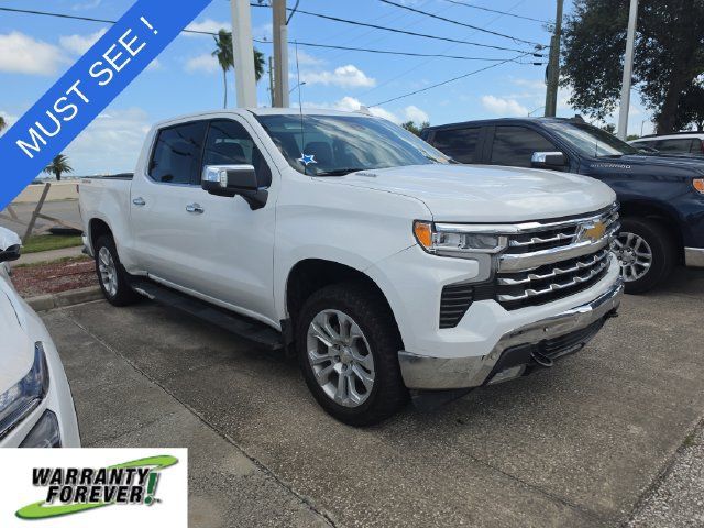 Used 2022 Chevrolet Silverado 1500 LTZ AWD/4WD image 1