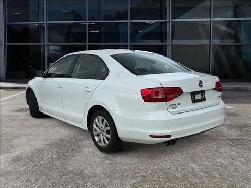 Used 2015 Volkswagen Jetta SE FWD image 3