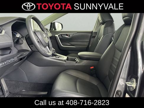 Used 2023 Toyota RAV4 XLE Premium AWD/4WD image 15