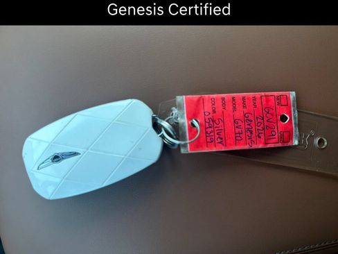 Certified 2026 Genesis GV70 2.5T Advanced AWD/4WD image 27