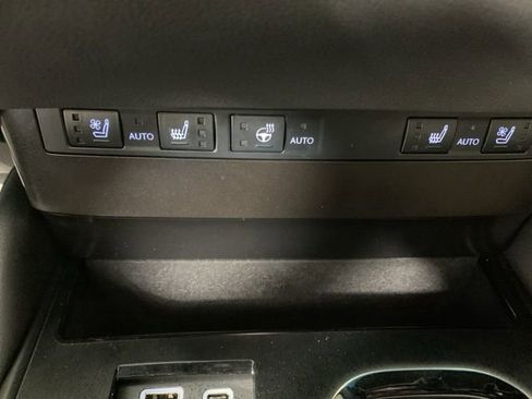 Used 2023 Lexus ES 350 w/ Premium Package image 29