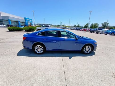 Used 2023 Chevrolet Malibu LT FWD image 15