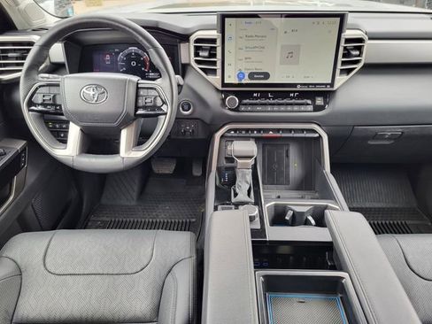 Used 2024 Toyota Tundra Limited AWD/4WD image 24