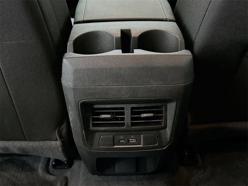 Used 2024 GMC Canyon Elevation w/ Convenience Package image 26