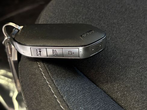 Used 2025 Kia K4 LXS image 21