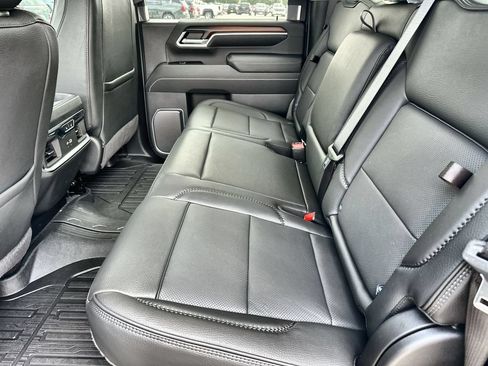 New 2026 GMC Sierra 2500 Denali w/ Denali Reserve Package AWD/4WD image 16