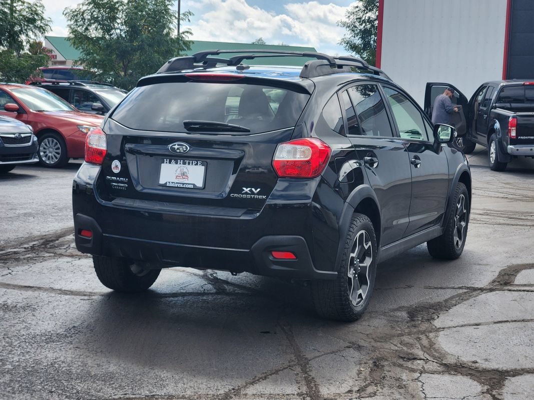Used 2015 Subaru Crosstrek 2.0i Limited AWD/4WD image 5