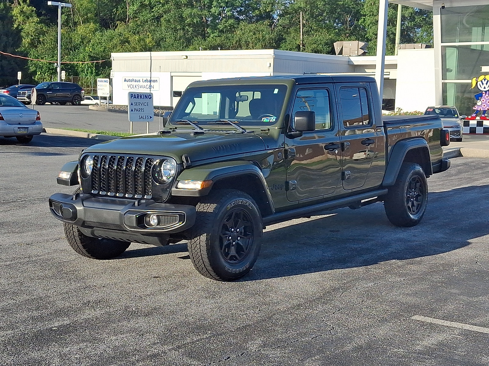 Used 2022 Jeep Gladiator Sport AWD/4WD image 3