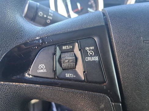 Used 2013 Chevrolet Equinox LS image 29