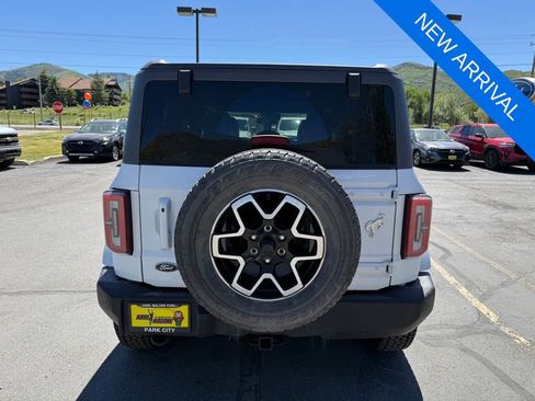 Used 2024 Ford Bronco Outer Banks AWD/4WD image 5