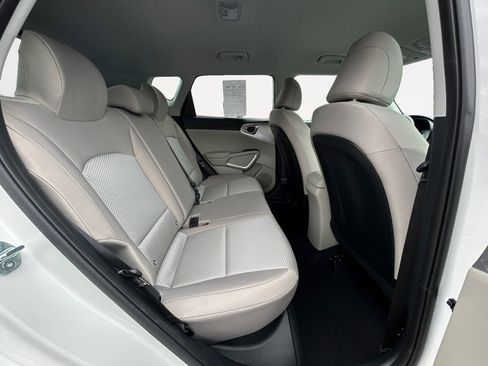 Used 2025 Kia Soul S FWD image 12