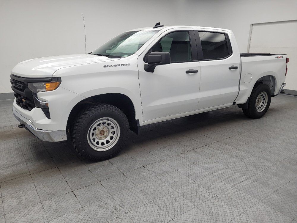 Used 2022 Chevrolet Silverado 1500 W/T w/ WT Value Package AWD/4WD image 2