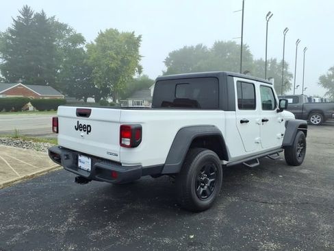Used 2020 Jeep Gladiator Sport w/ Trailer Tow Package AWD/4WD image 7