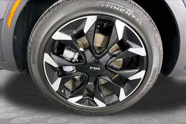 Certified 2026 Kia Sorento EX FWD image 29