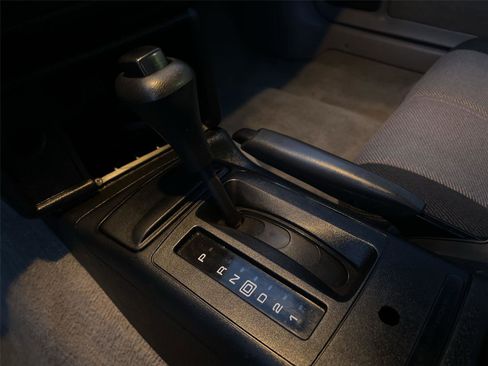 Used 1994 Chevrolet Camaro Z28 image 16