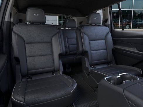 New 2026 Buick Enclave Sport Touring w/ LPO, Floor Liner Package image 17
