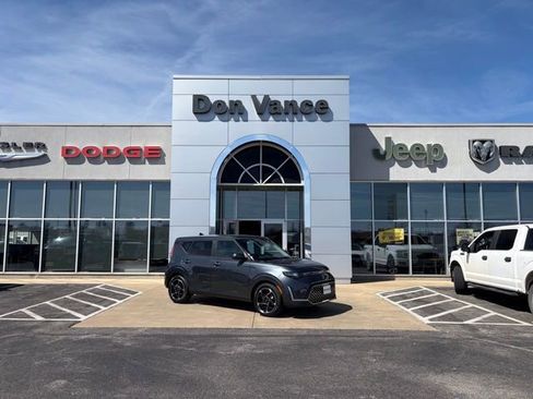 Used 2025 Kia Soul EX image 1