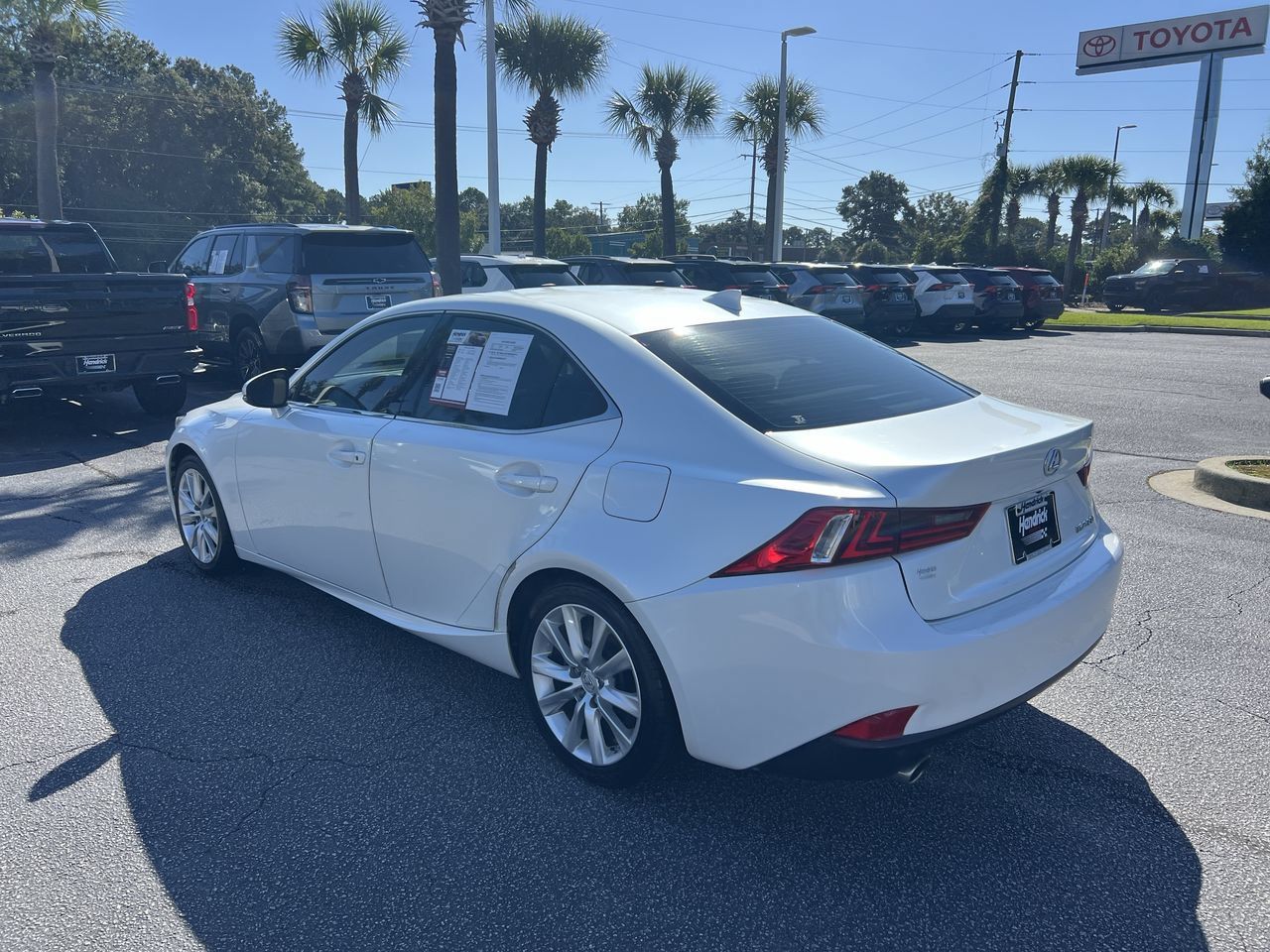 Used 2016 Lexus IS 200t RWD image 8