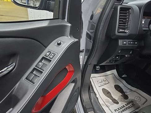 Used 2023 Nissan Frontier PRO-4X w/ Pro Convenience Package AWD/4WD image 28