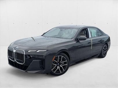 New 2026 BMW 750e xDrive w/ Luxury Rear Seating Package