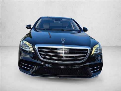 Used 2019 Mercedes-Benz S 560 Sedan image 2