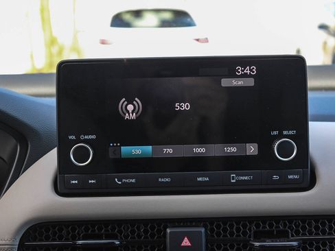 Used 2025 Honda HR-V LX image 15