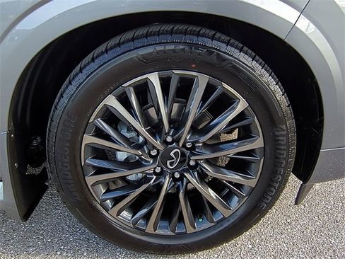 New 2026 INFINITI QX80 Autograph image 11