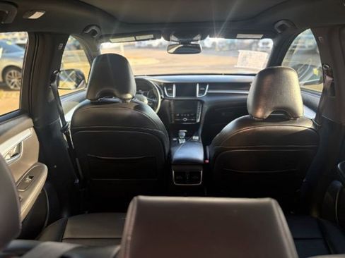 Used 2021 INFINITI QX50 Luxe w/ Appearance Package image 18