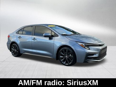 Used 2024 Toyota Corolla SE image 4
