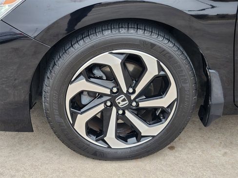 Used 2016 Honda Accord EX-L image 11