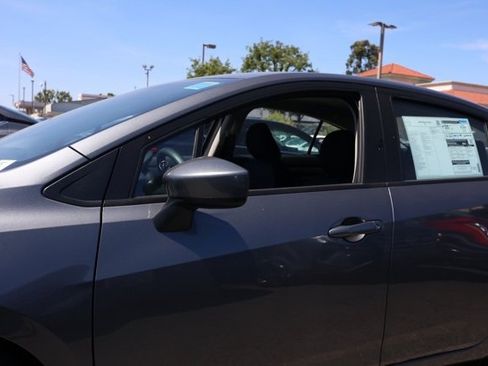 New 2025 Nissan Versa 1.6 SV w/ Trunk Package image 12