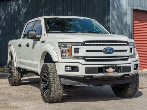Used 2020 Ford F150 XLT w/ Trailer Tow Package AWD/4WD image 8