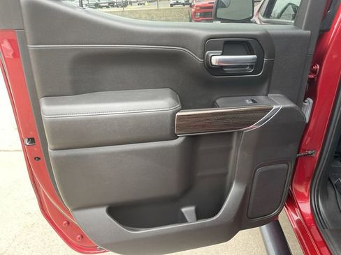 Used 2021 Chevrolet Silverado 1500 RST image 12