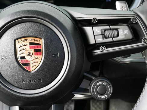 New 2026 Porsche Cayenne Coupe AWD/4WD image 11